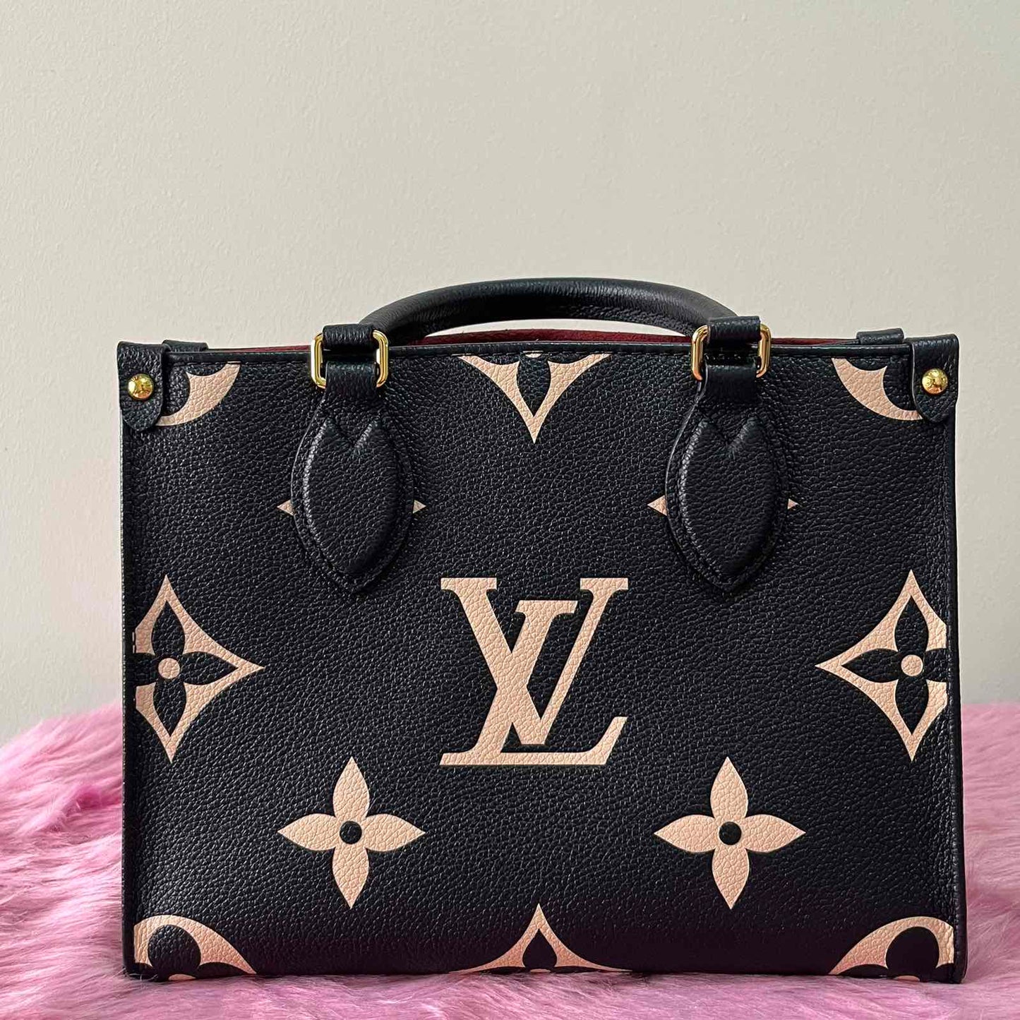 Louis Vuitton OnTheGo PM Black – 6.3"H x 9.8"L x 4.7"W