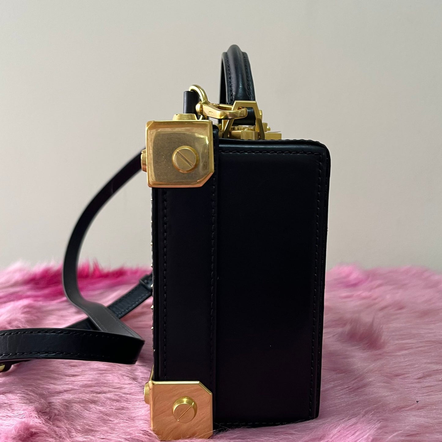 MCM Vanity Black & Gold – 5.1"H x 7.5"L x 3.5"W