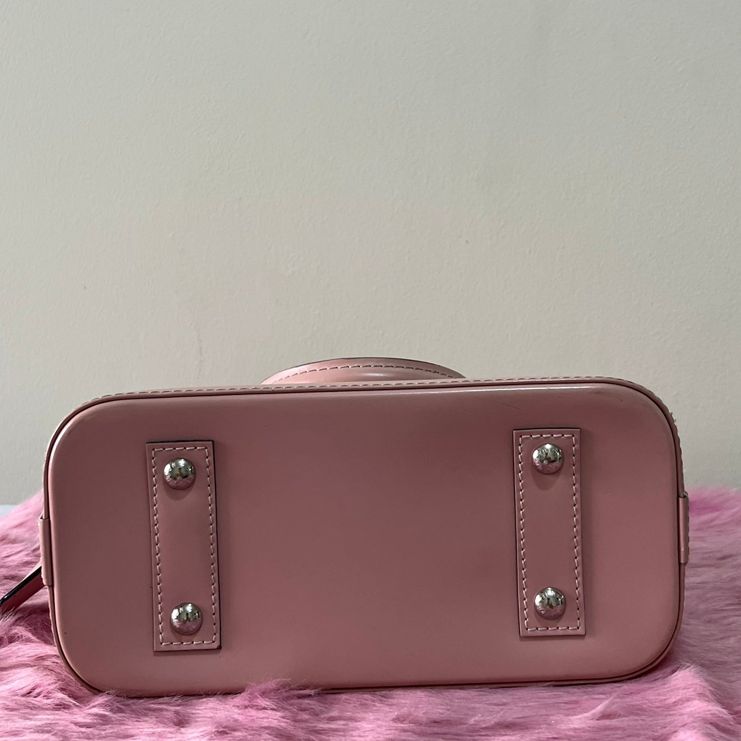 Louis Vuitton Alma BB Epi Pink – 6.7"H x 9.8"L x 4.7"W