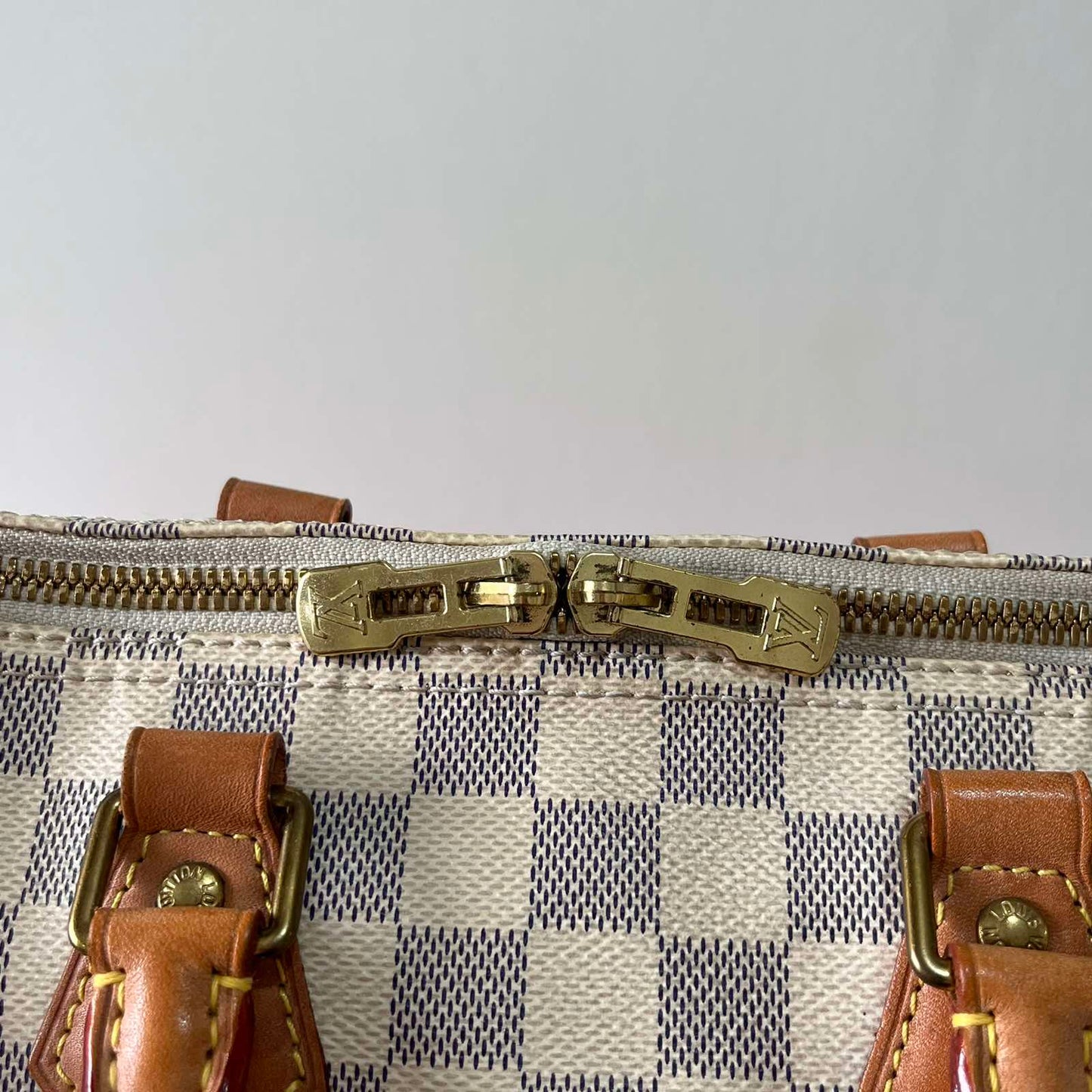 Louis Vuitton Speedy 25, Damier Azur – 7.5"H x 10.2"L x 6"W