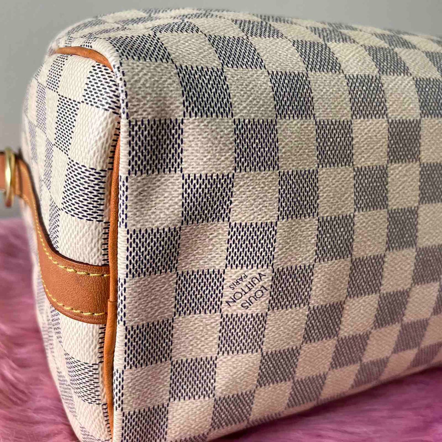 Louis Vuitton Speedy 25, Damier Azur – 7.5"H x 10.2"L x 6"W