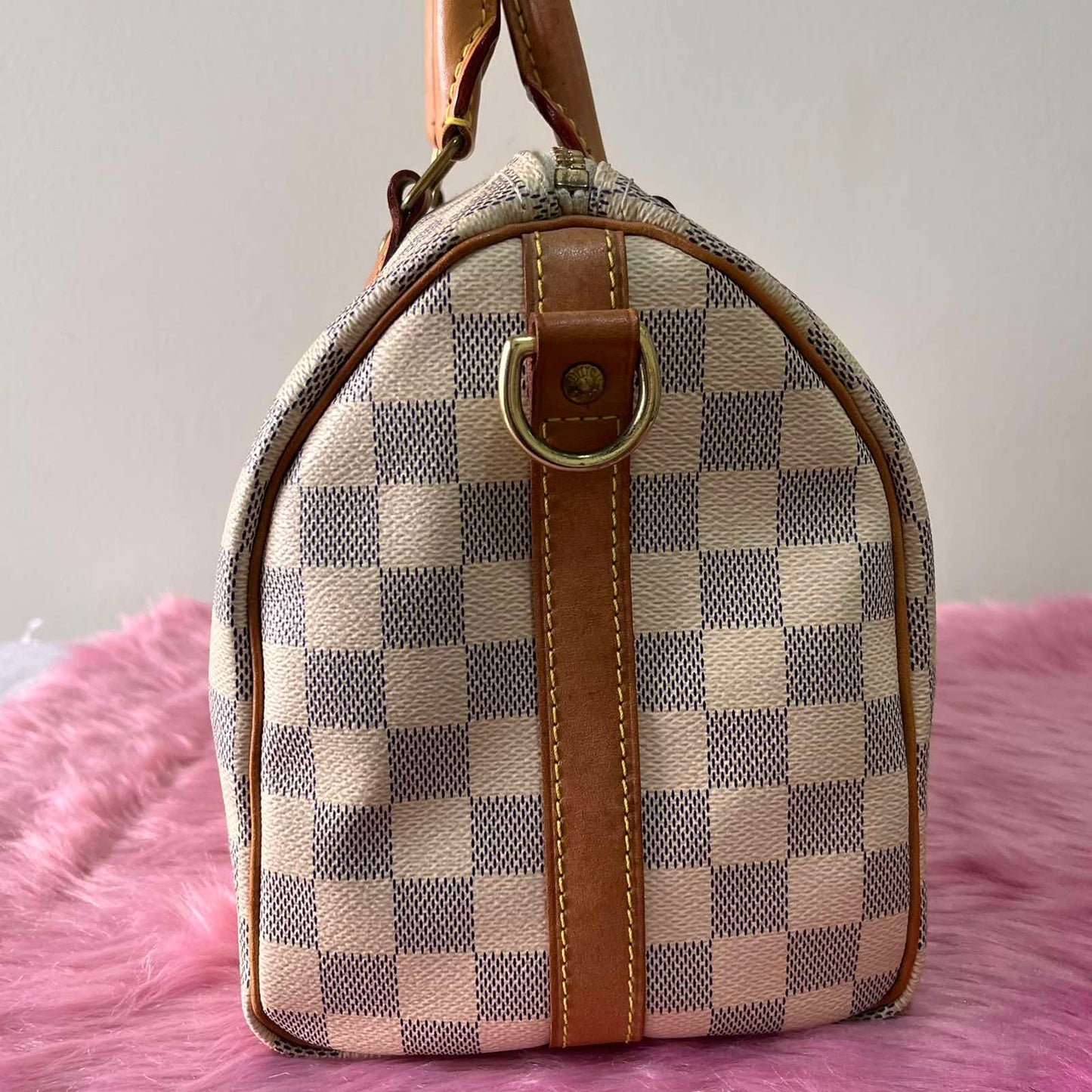 Louis Vuitton Speedy 25, Damier Azur – 7.5"H x 10.2"L x 6"W